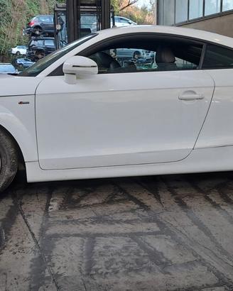 AUDI TT 2010 SOLO PER RICAMBI