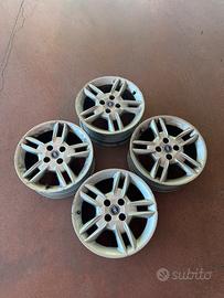 CERCHI IN LEGA FIAT PUNTO DA 15 “