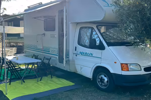 Camper mansardato