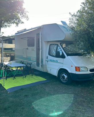 Camper mansardato