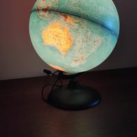 Mappamondo e in omaggio il puzzle in foto