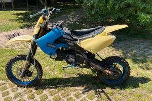 Moto pitbike