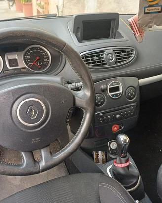 clio 1500 dci
