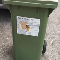 bidone  pattumiera 120 litri con rotelle