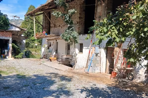 Rustico da ristrutturare!!