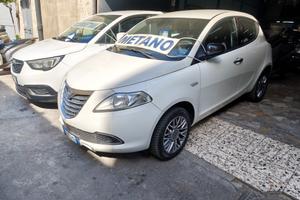 Lancia Ypsilon 0.9 TwinAir 85 CV 5 porte Metano Ec