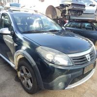 Ricambi DACIA SANDERO STEPWAY 1598cc benzina del 2