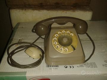 Telefoni e telefonini