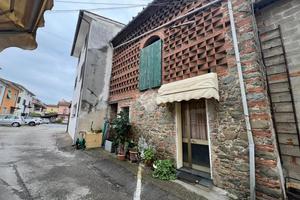 4 LOCALI A PORCARI