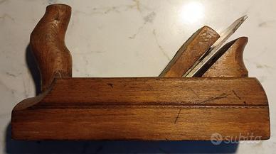 pialla antica da falegname