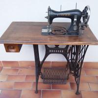 Antica macchina cucire Kayser