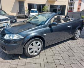 Renault Megane Mégane C-C 1.5 dCi/105CV Luxe
