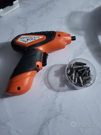 Mini-Avvitatore MAxTRO AL LITIO 