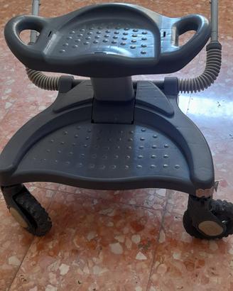 Pedana con sefuta pieghevole per passeggino