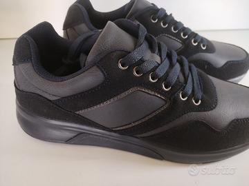Scarpe da uomo nere 42 – nuove