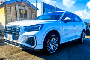 Audi q2  30 TD S line 