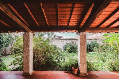 Splendida grande antica casa campidanese a Barumin