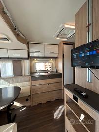 Caravan/Roulotte Burstner Averso Plus 500 TS