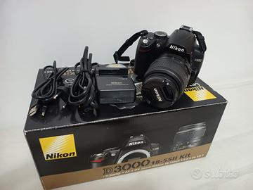 Nikon D3000 Kit 18-55 reflex