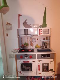 Mamabrum cucina interattiva in legno