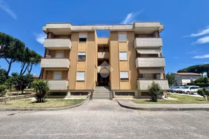 3 LOCALI A ASSISI