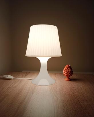 lampada da tavolo Ikea