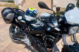 BMW F 800 R con Akrapovic