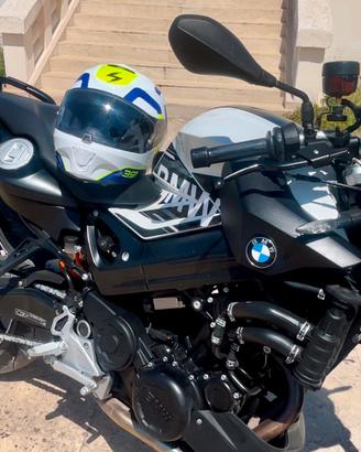BMW F 800 R con Akrapovic + Tris Valigie BMW
