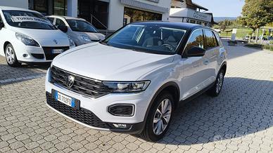 VOLKSWAGEN T-ROC 1.5 TSI 150CV MANUALE GANCIO TRAI