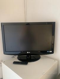 Monitor / Tv + Fire Stick