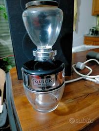 Macinacaffè elettrico vintage Quik Mill anni 60.