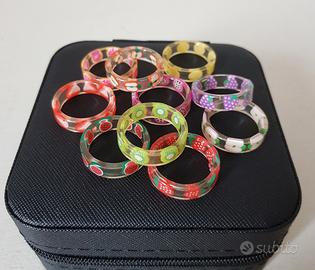 Anelli in plastica trasparenti con frutta 