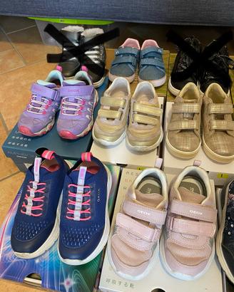 Scarpe e sandali bambina varie marche nr 26