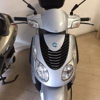 Piaggio Carnaby 125 - 2004