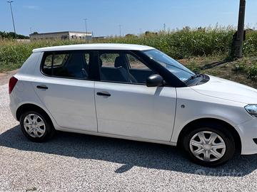 skoda fabia 2012
