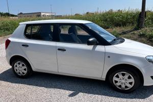 skoda fabia 2012
