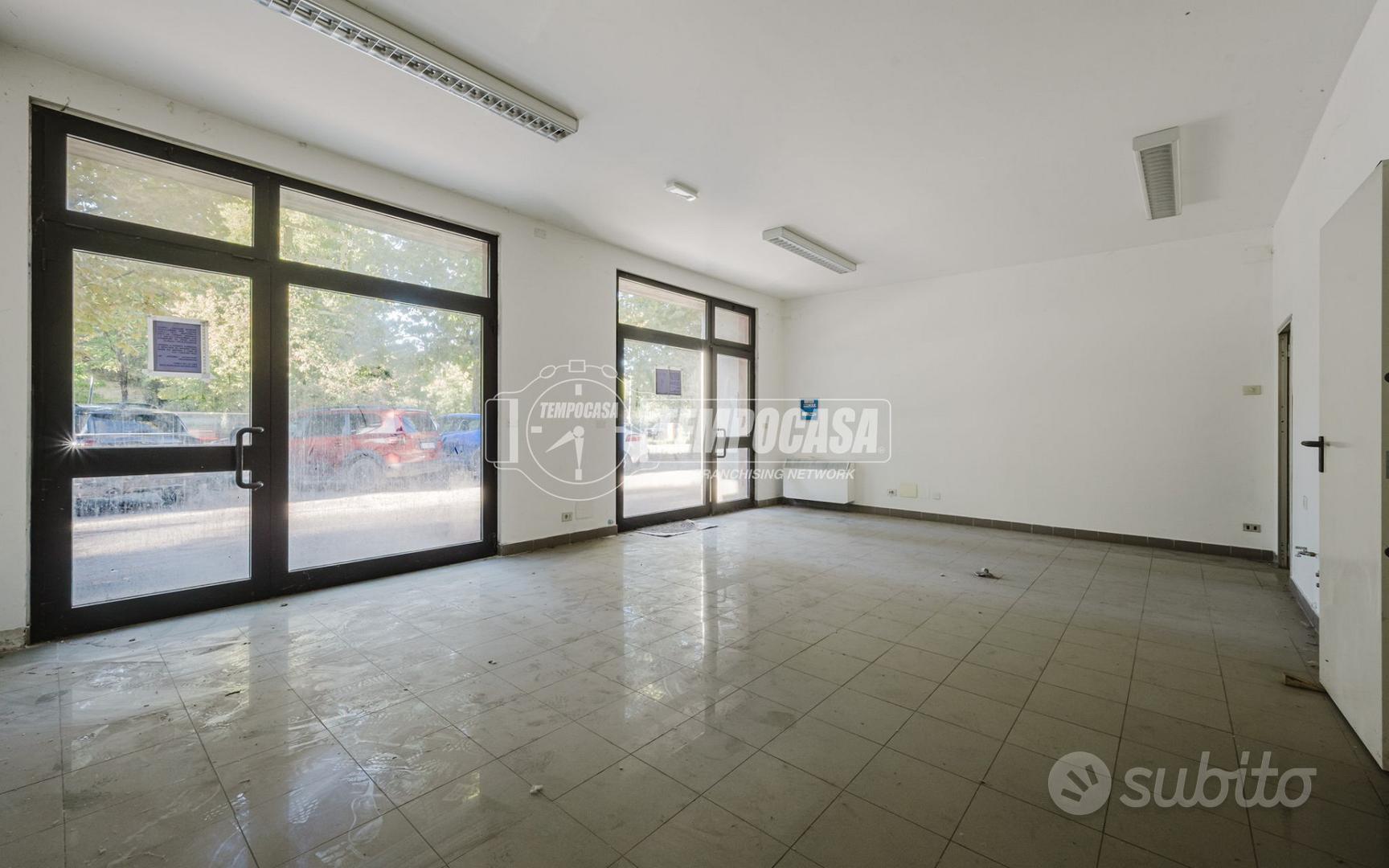 LOCALE COMMERCIALE - VIA IDICE - MONTERENZIO - Vista 4