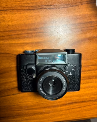 Macchina fotografica Comet K 35 vintage