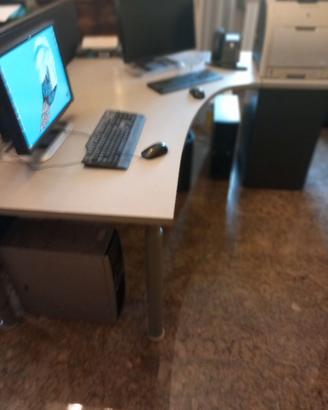 Tavolo ufficio