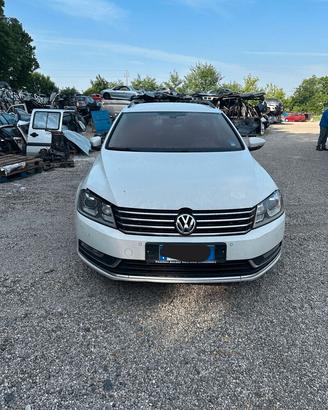 Ricambi per VOLKSWAGEN PASSAT SW 2013 COD MOT: CDG