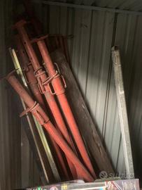 Puntelli di rinforzo