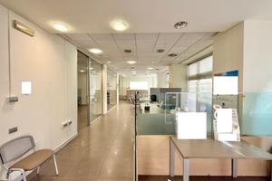 Via Cavalcanti locale me 220