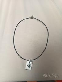 collana in caucciù e acciaio saggittario