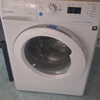 lavatrice 8 kg Indesit 