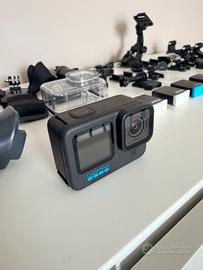 GoPro Hero 10 black + accessori