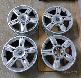 Cerchi in lega 16 Pollici Fiat