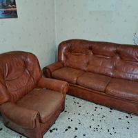 divano con 2 poltrone