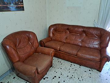 divano con 2 poltrone