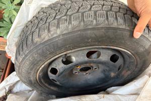 4 cerchi con gomme invernali Audi/vw