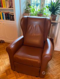 Poltrona motorizzata per anziani o disabili